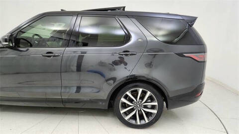 2024 Land Rover Discovery P300 Dynamic SE