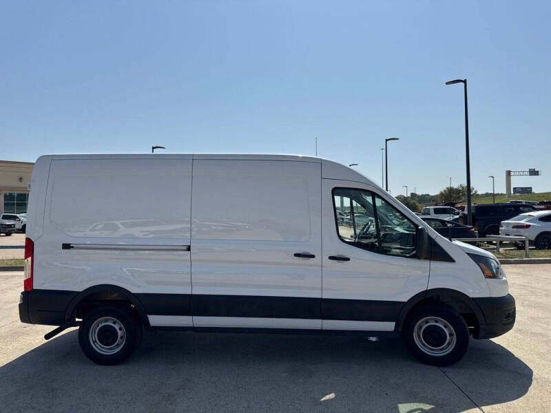 2025 Ford Transit 250