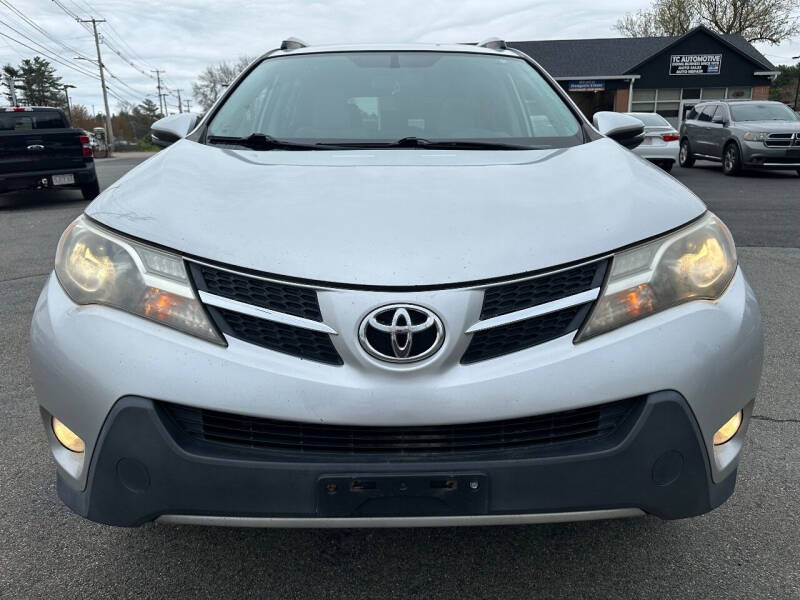 2014 Toyota RAV4 XLE photo 6