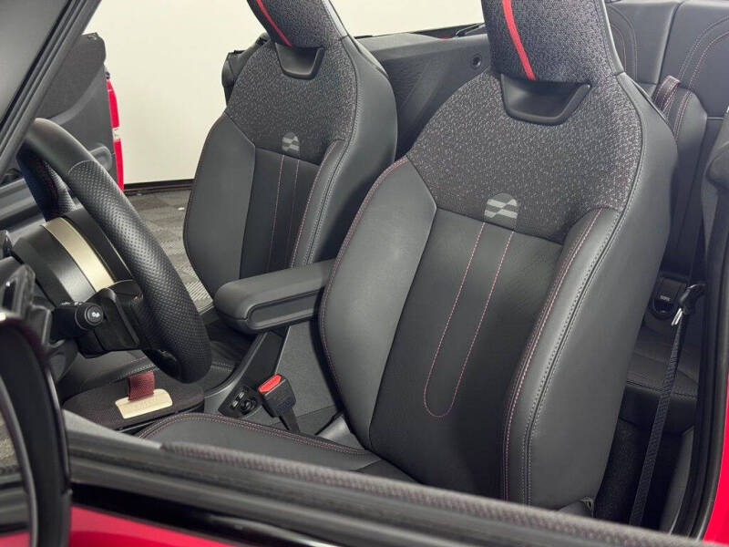 2025 MINI Convertible