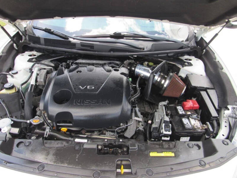 2017 Nissan Maxima