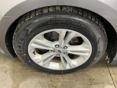 2014 Ford Taurus SEL