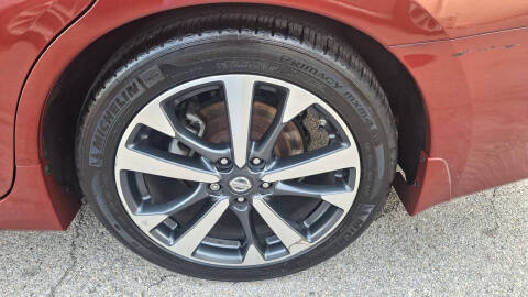 2016 Nissan Altima 2.5 SR