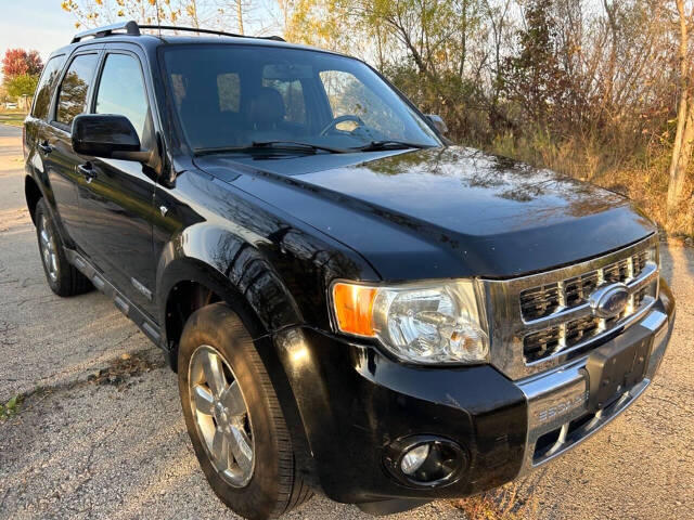 2008 Ford Escape for sale at Quality Cars Of South Elgin in South Elgin, IL