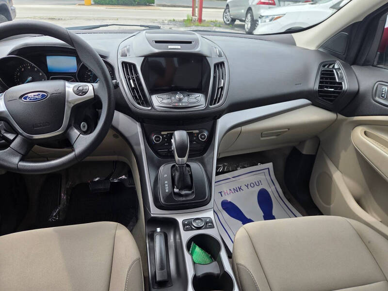 2016 Ford Escape SE