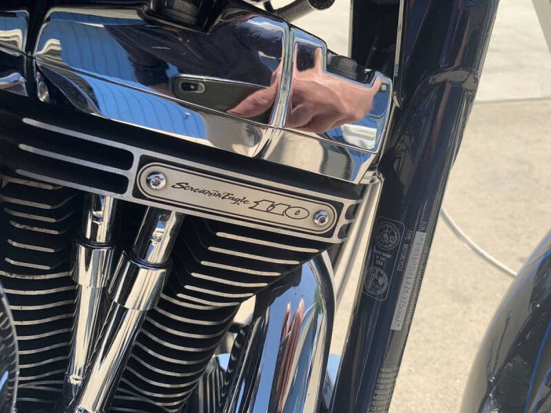 2007 Harley-Davidson Dyna CVO