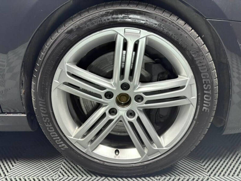 2013 Volkswagen Golf R 4Motion