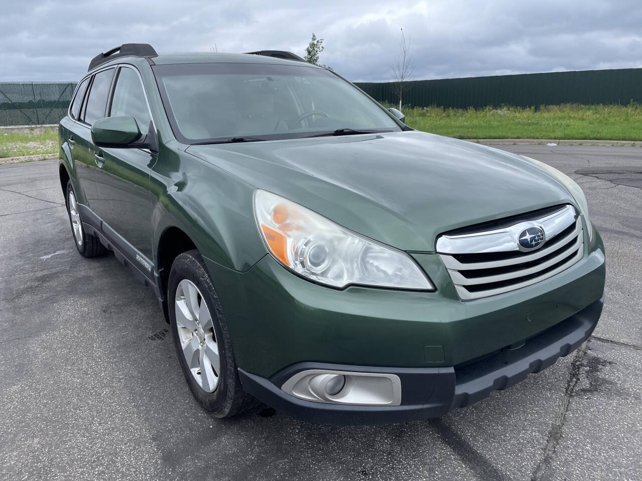 2012 Subaru Outback for sale at Twin Cities Auctions in Elk River, MN