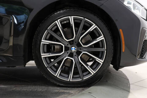 2021 BMW 7 Series 740i