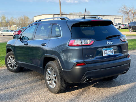 2021 Jeep Cherokee for sale at DIRECT AUTO SALES in Maple Grove MN