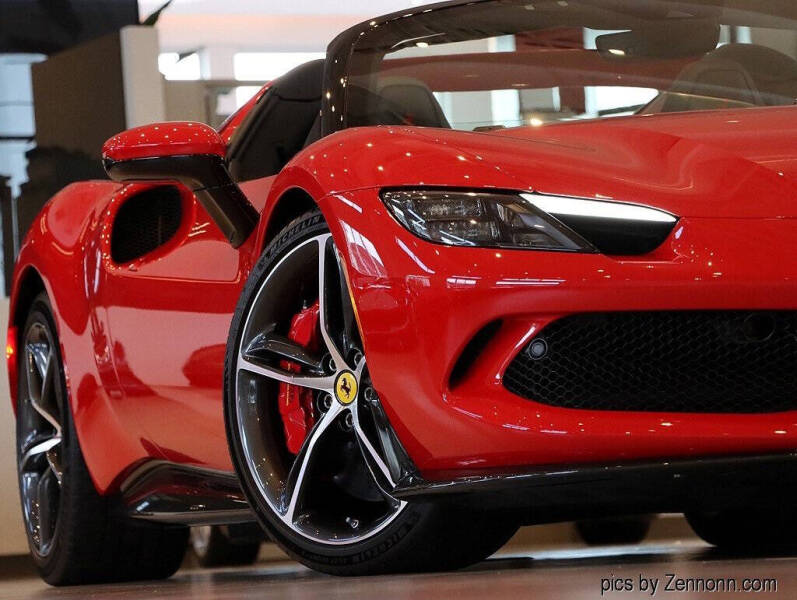 2024 Ferrari 296 GTS