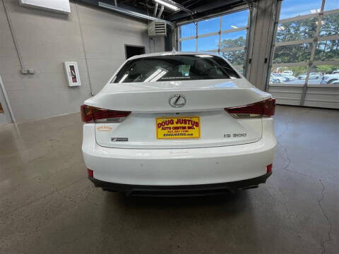 2020 Lexus IS 300