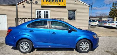 2017 Chevrolet Sonic for sale at Parkway Motors in Springfield IL