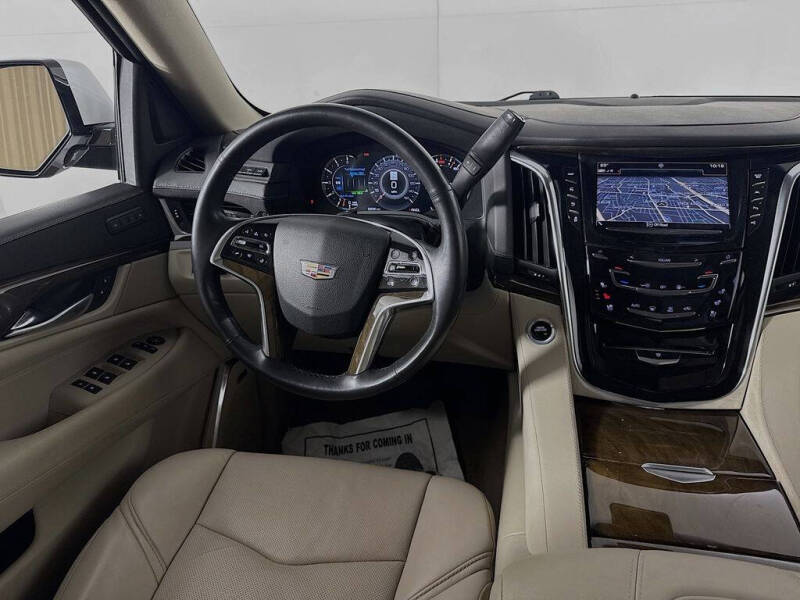 2019 Cadillac Escalade Luxury