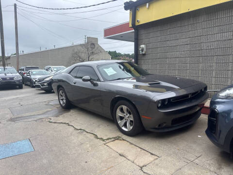 2021 Dodge Challenger SXT