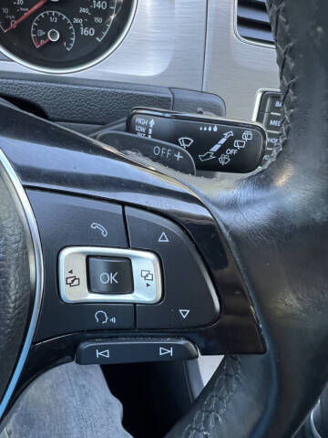 2015 Volkswagen Golf TSI SE