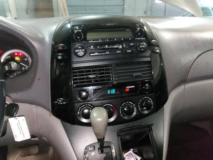 2005 Toyota Sienna