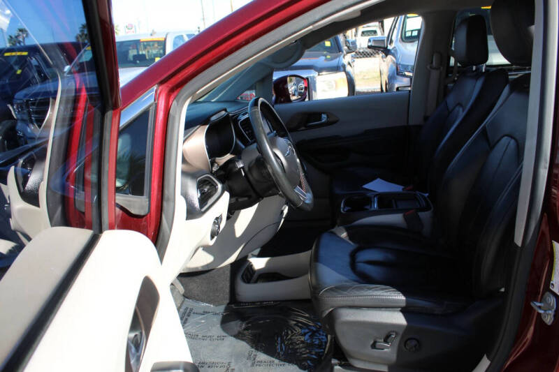 2018 Chrysler Pacifica Touring L
