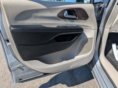 2019 Chrysler Pacifica LX