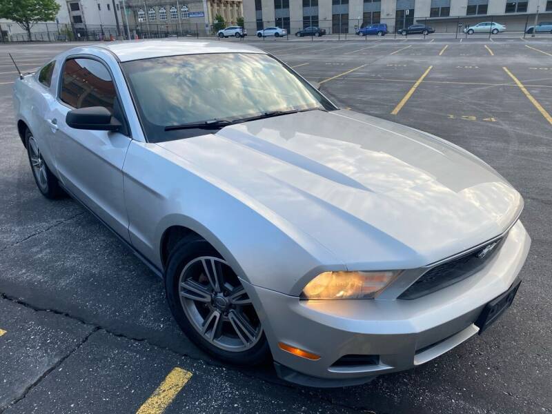 2010 Ford Mustang for sale at Supreme Auto Gallery LLC in Kansas City MO