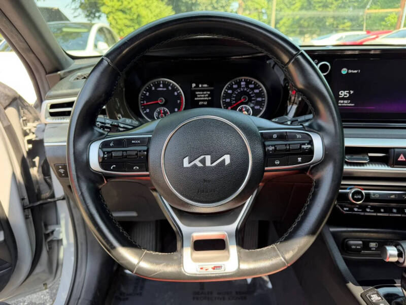 2022 Kia K5