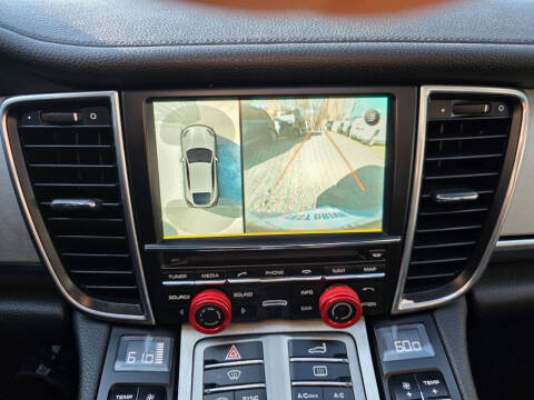 2014 Porsche Panamera 4S