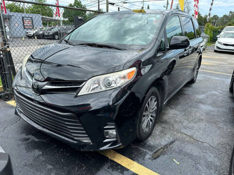 2020 Toyota Sienna for sale at America Auto Wholesale Inc in Miami FL