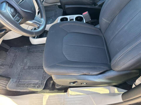 2017 Chrysler Pacifica Touring