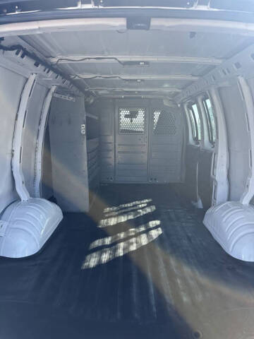 2021 Chevrolet Express 2500