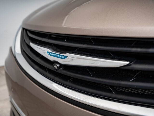 2018 Chrysler Pacifica Hybrid Limited