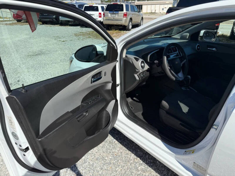 2017 Chevrolet Sonic LT Auto