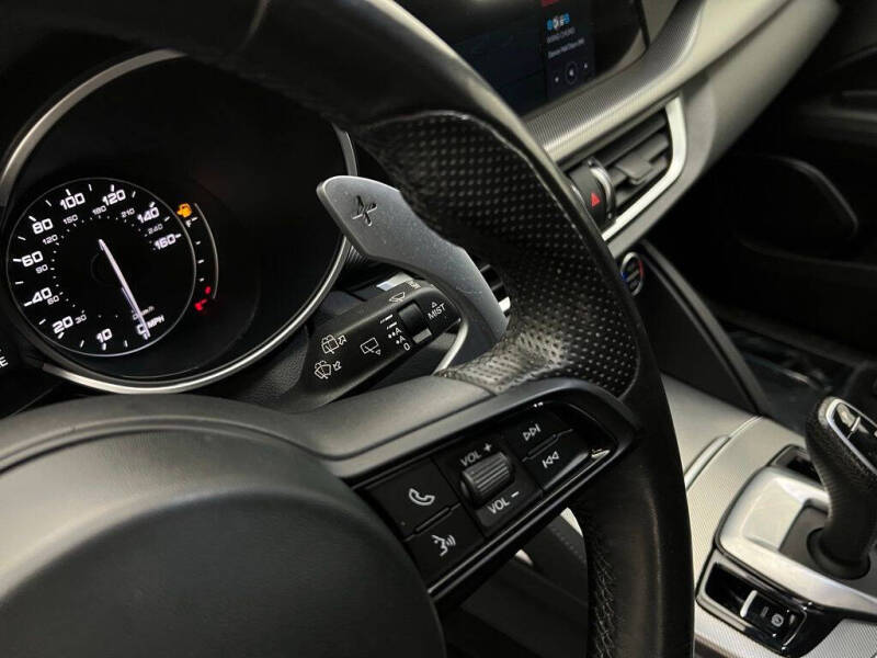 2022 Alfa Romeo Stelvio Veloce