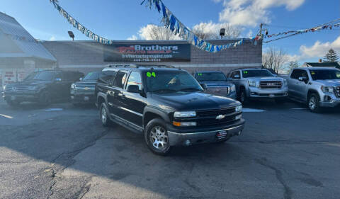 2004 Chevrolet Suburban for sale at Brothers Auto Group in Youngstown OH