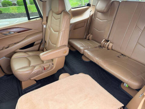 2016 Cadillac Escalade Platinum