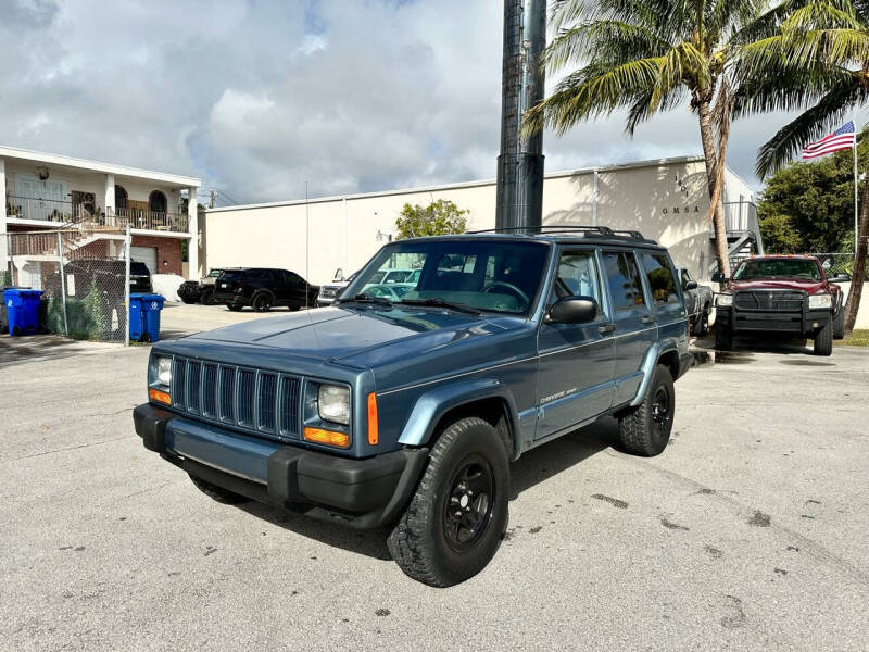 1999 Jeep Cherokee SPORT photo 2