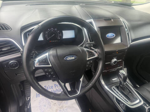 2017 Ford Edge Titanium