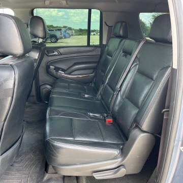 2016 Chevrolet Suburban LS