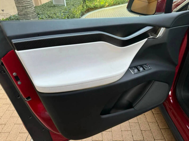 2018 Tesla Model X 75D