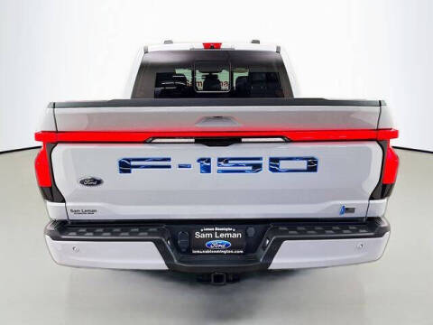 2023 Ford F-150 Lightning Lariat