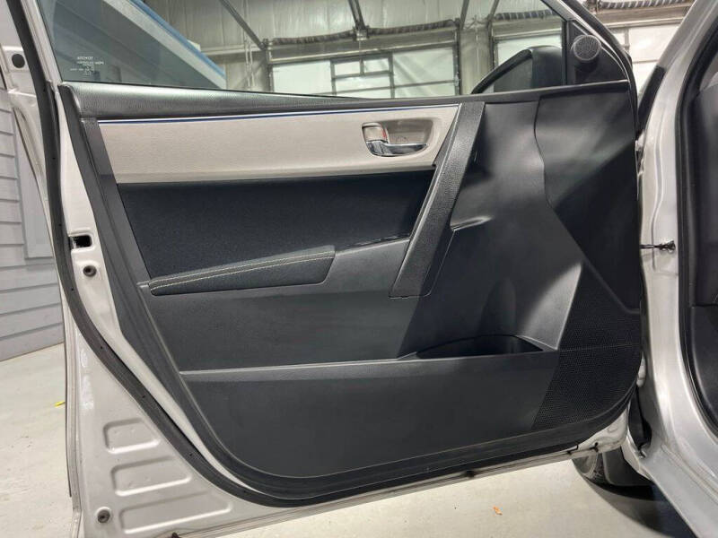 2015 Toyota Corolla LE Plus