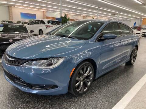 2015 Chrysler 200 for sale at Dixie Imports in Fairfield OH
