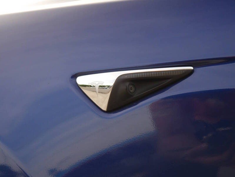 2020 Tesla Model S Long Range