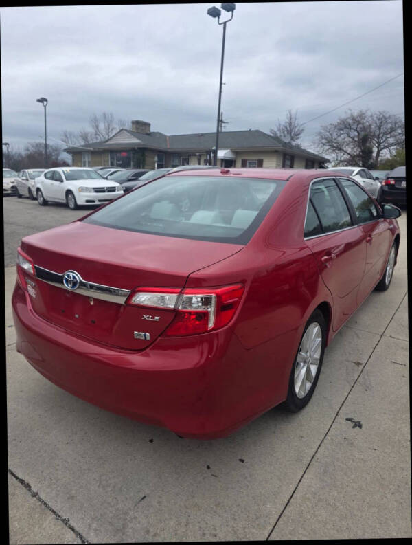 2014 Toyota Camry Hybrid