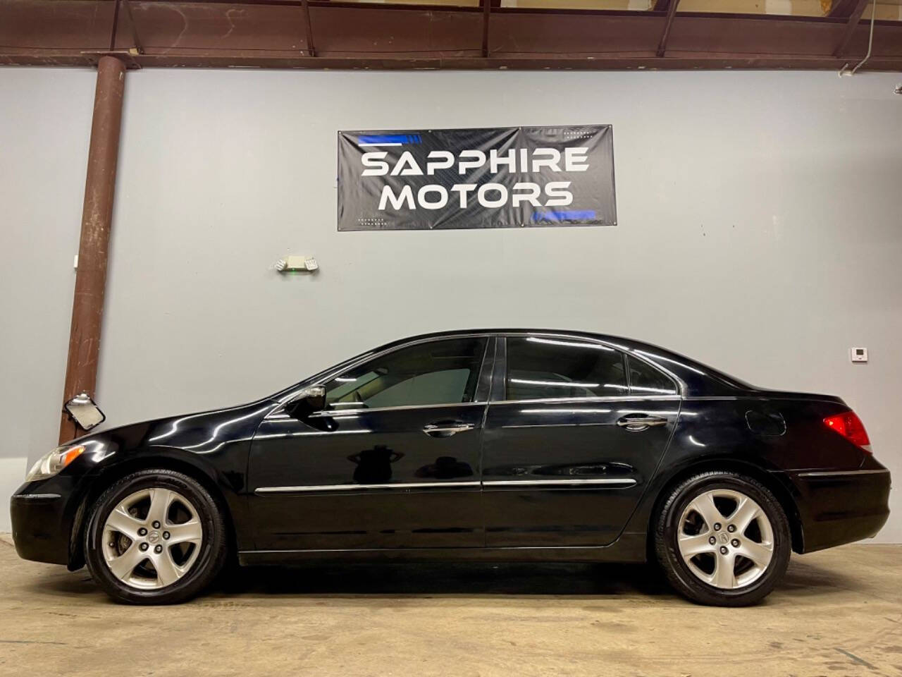 2005 Acura RL for sale at Sapphire Motors in Gurnee, IL