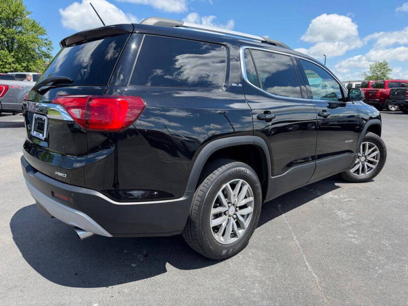 2017 GMC Acadia SLE-2