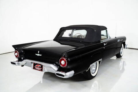 1957 Ford Thunderbird