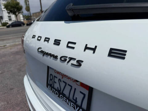 2016 Porsche Cayenne GTS