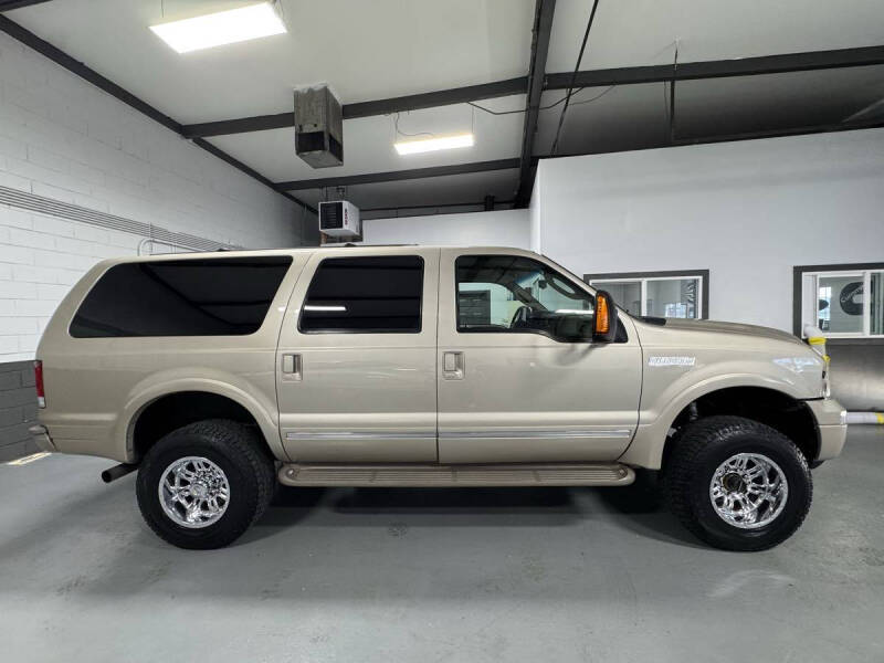 2005 Ford Excursion Limited