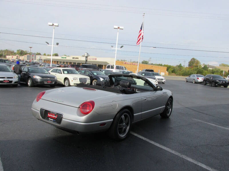 2004 Ford Thunderbird Deluxe