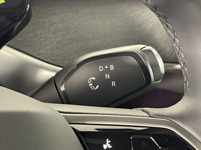 2025 Volkswagen ID. Buzz Pro S